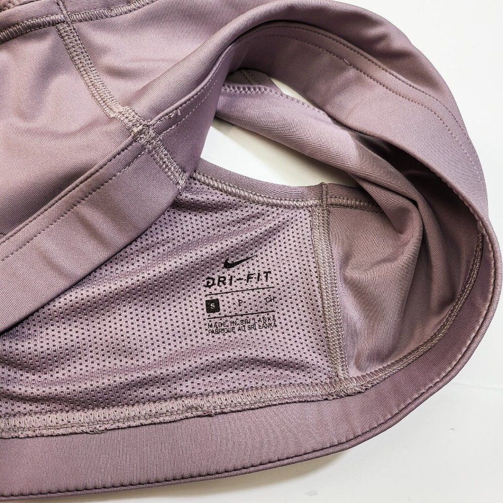 Nike Swoosh Sports Bra Women's Hi Neck Keyhole Medium Support Purple DN4205-531 - Picture 4 of 4